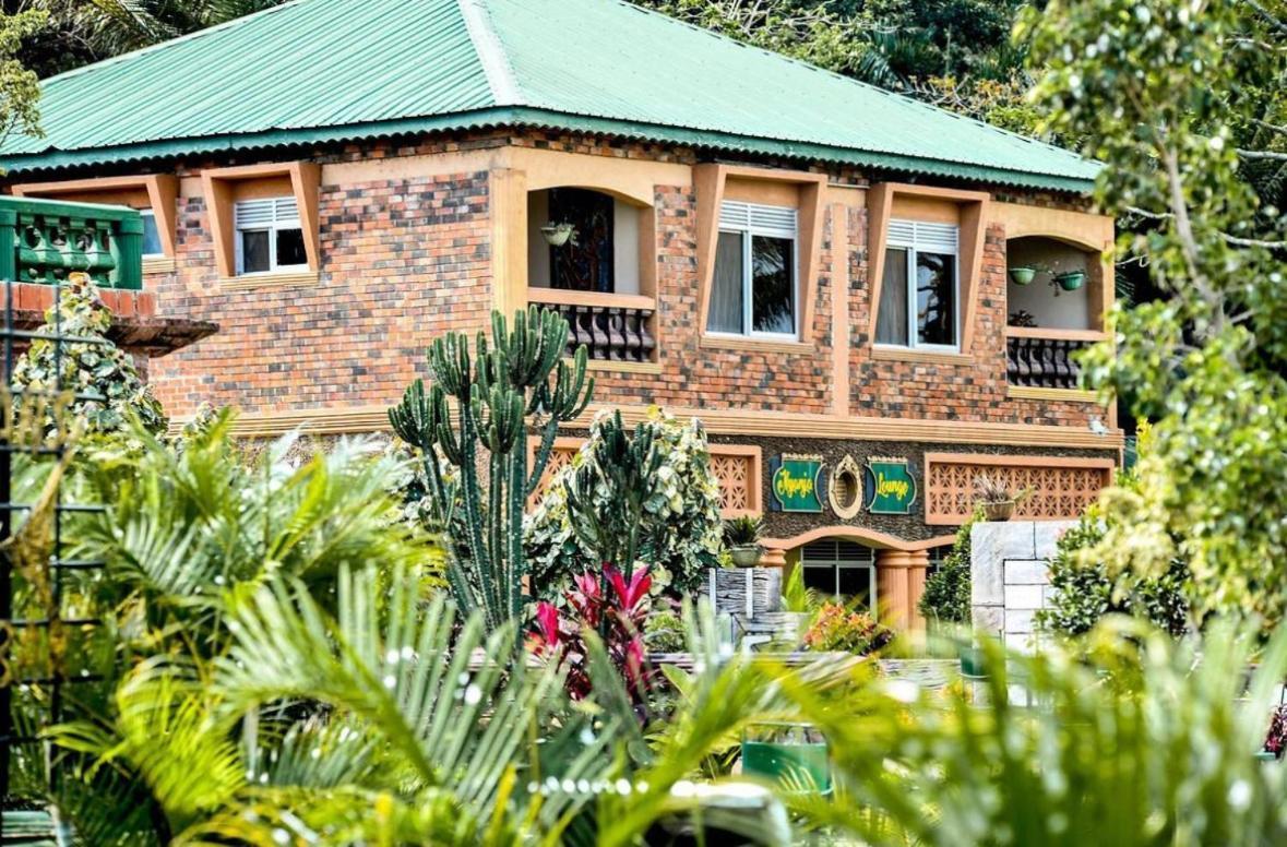 Country Lake Resort Garuga Энтеббе Экстерьер фото